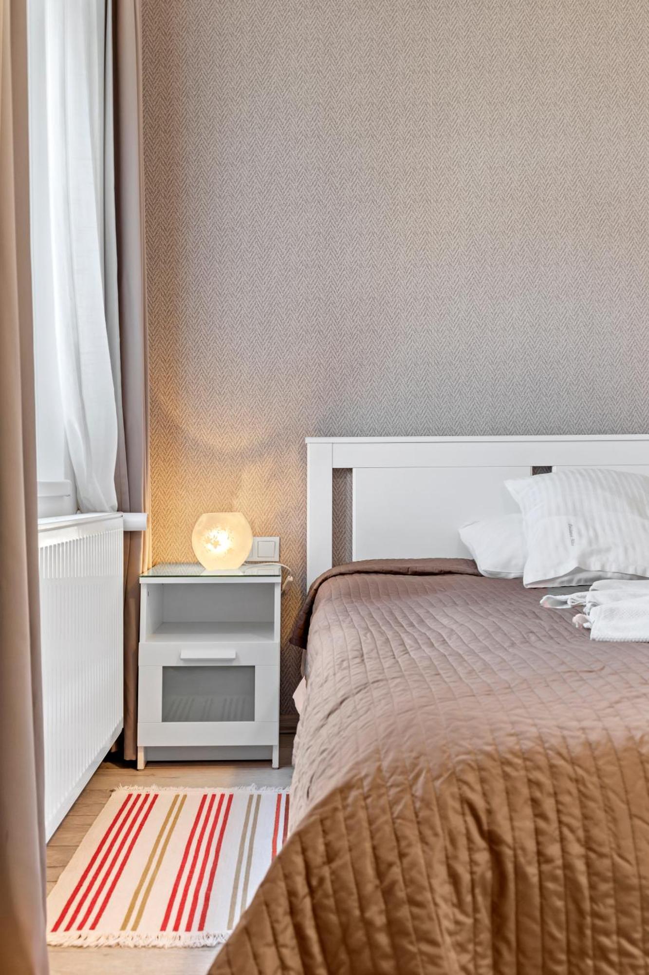 Guest house Pensiunea Alina 